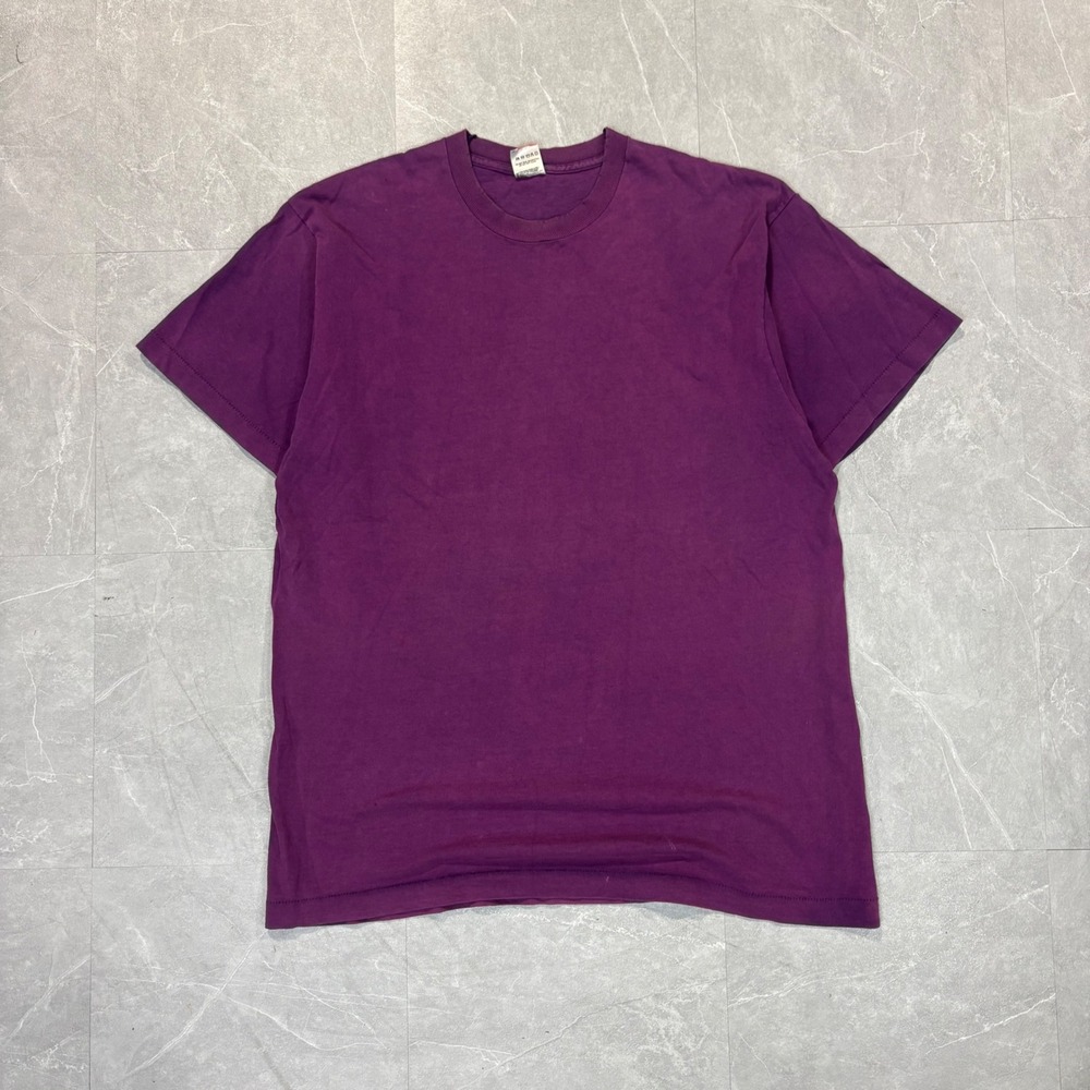 Vintage Fruit of the Loom Purple T-Shirt Mens XL Single Stitch Made in USA Blank